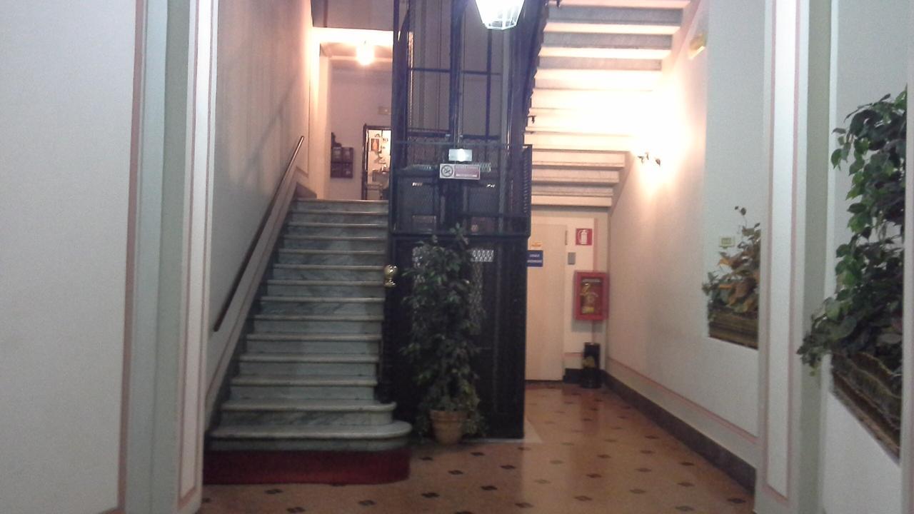 Argentina House Bed & Breakfast Genova Exterior foto