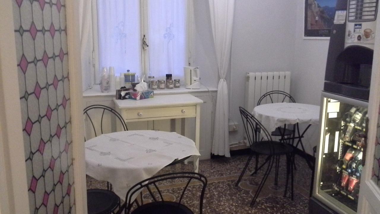 Argentina House Bed & Breakfast Genova Exterior foto