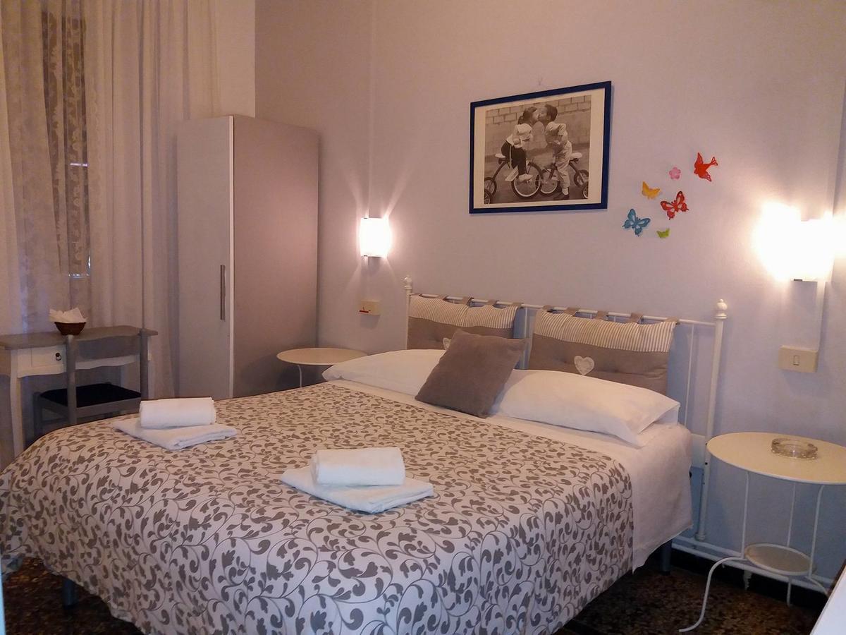 Argentina House Bed & Breakfast Genova Exterior foto